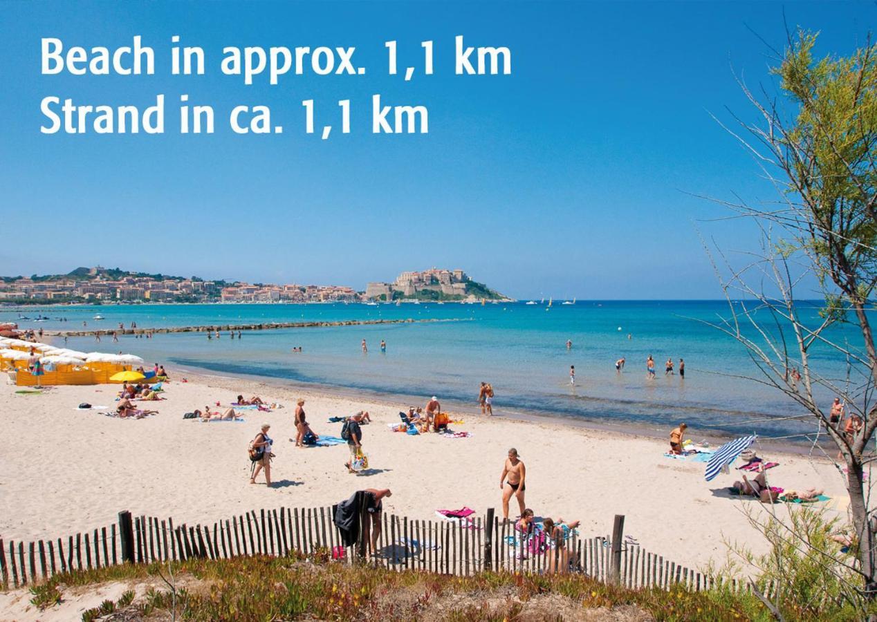 Feriendorf La Mora Calvi  Eksteriør billede