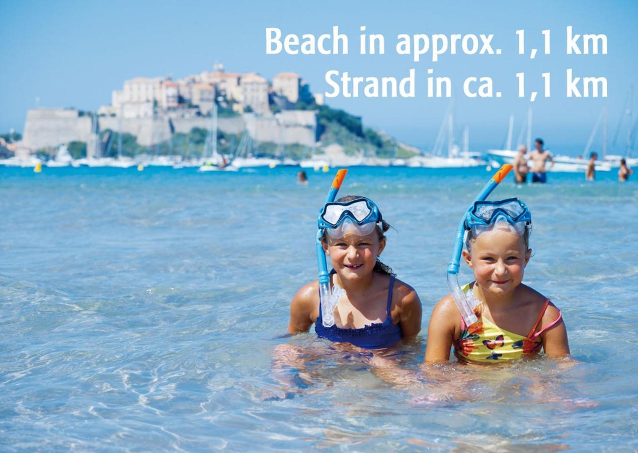 Feriendorf La Mora Calvi  Eksteriør billede