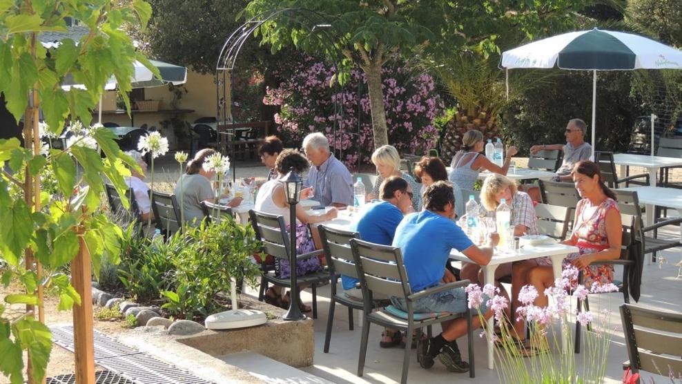 Feriendorf La Mora Calvi  Eksteriør billede