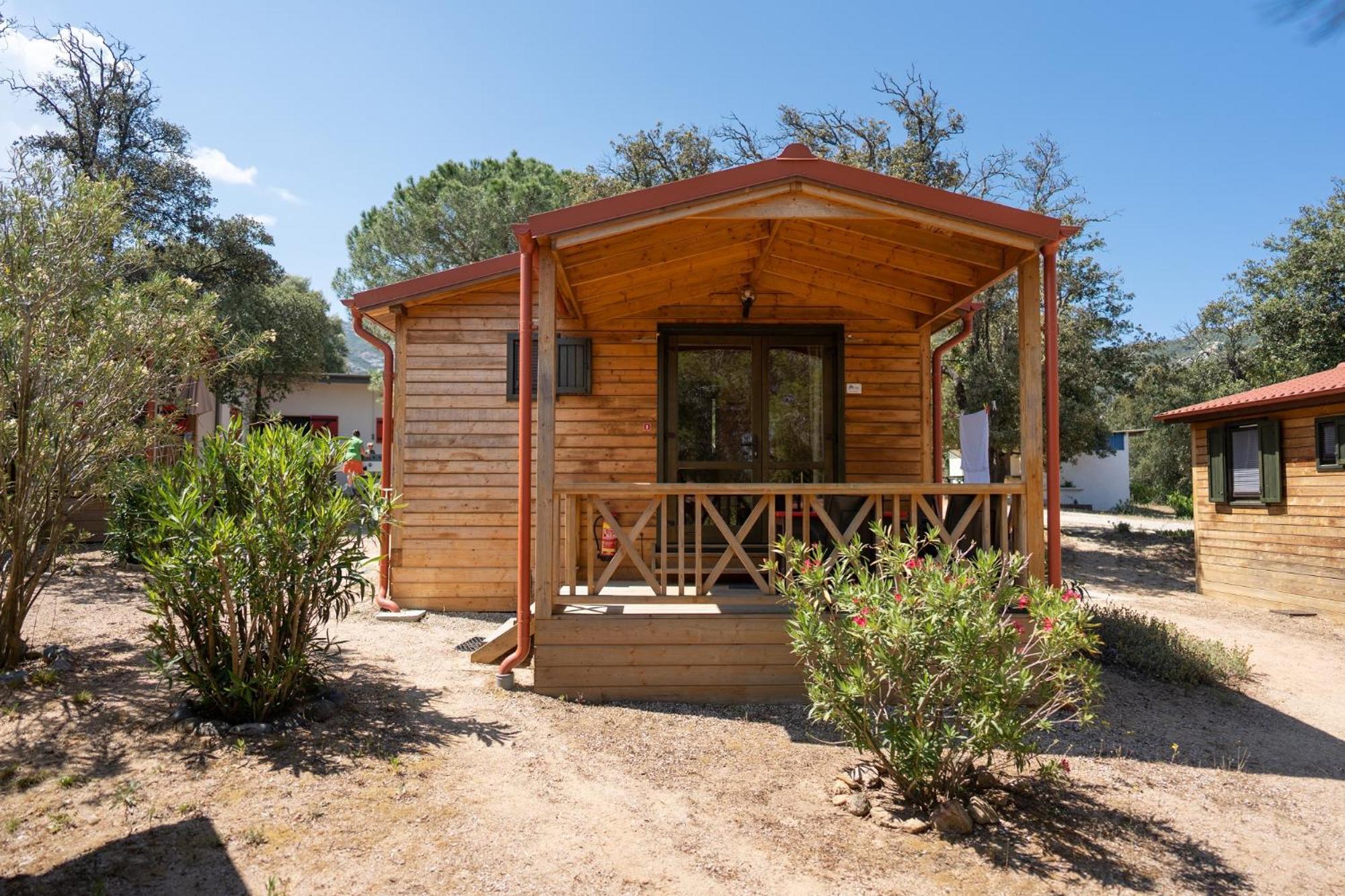 Feriendorf La Mora Calvi  Eksteriør billede